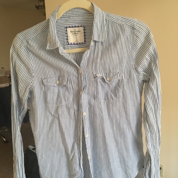 Abercrombie & Fitch Tops - A&F shirt